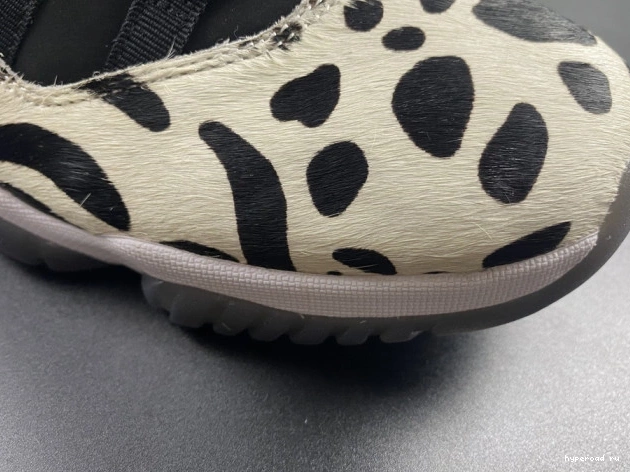 AR0715-010 INSTINCT 11 JORDAN ANIMAL AIR 1203